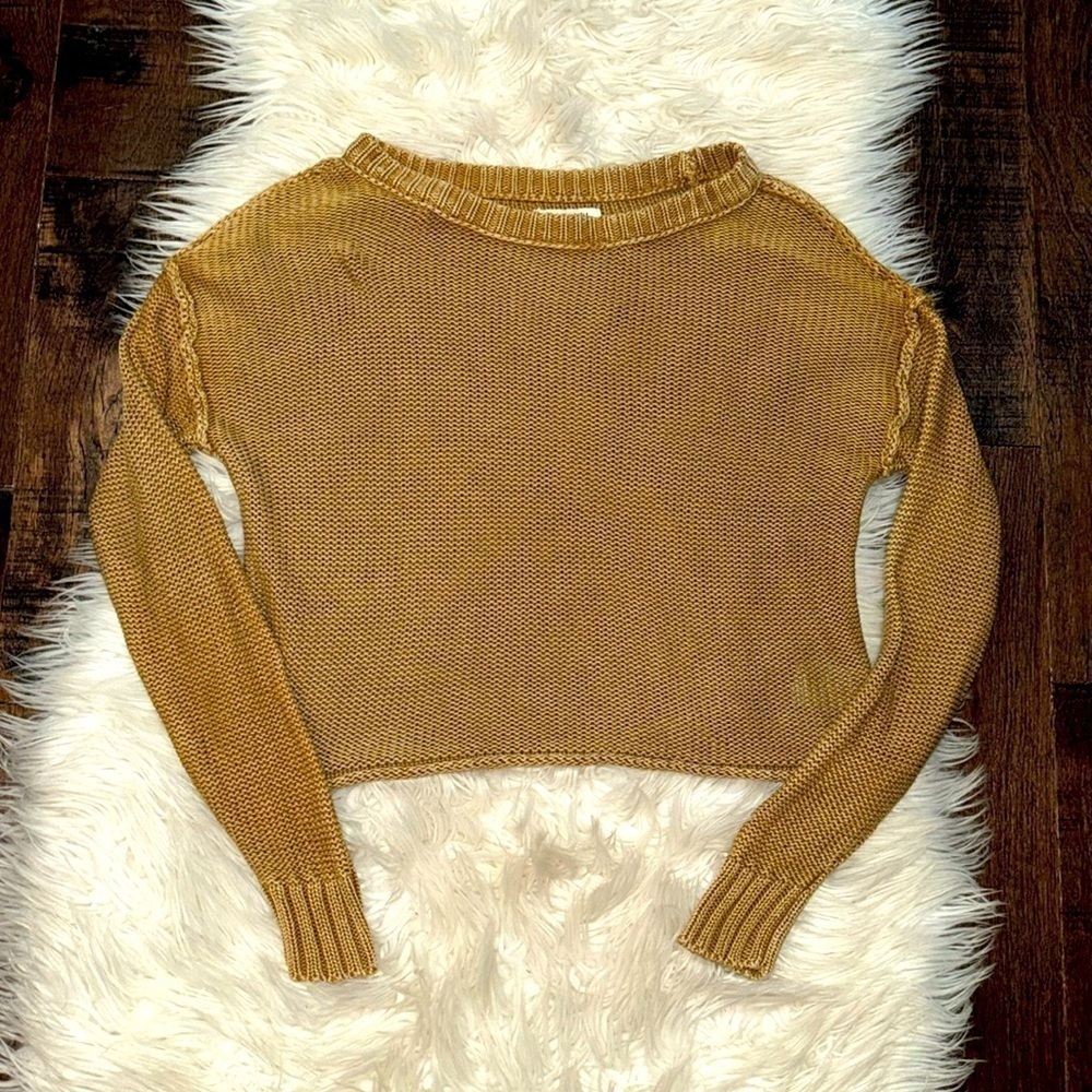 Trendy American Eagle Sweater
